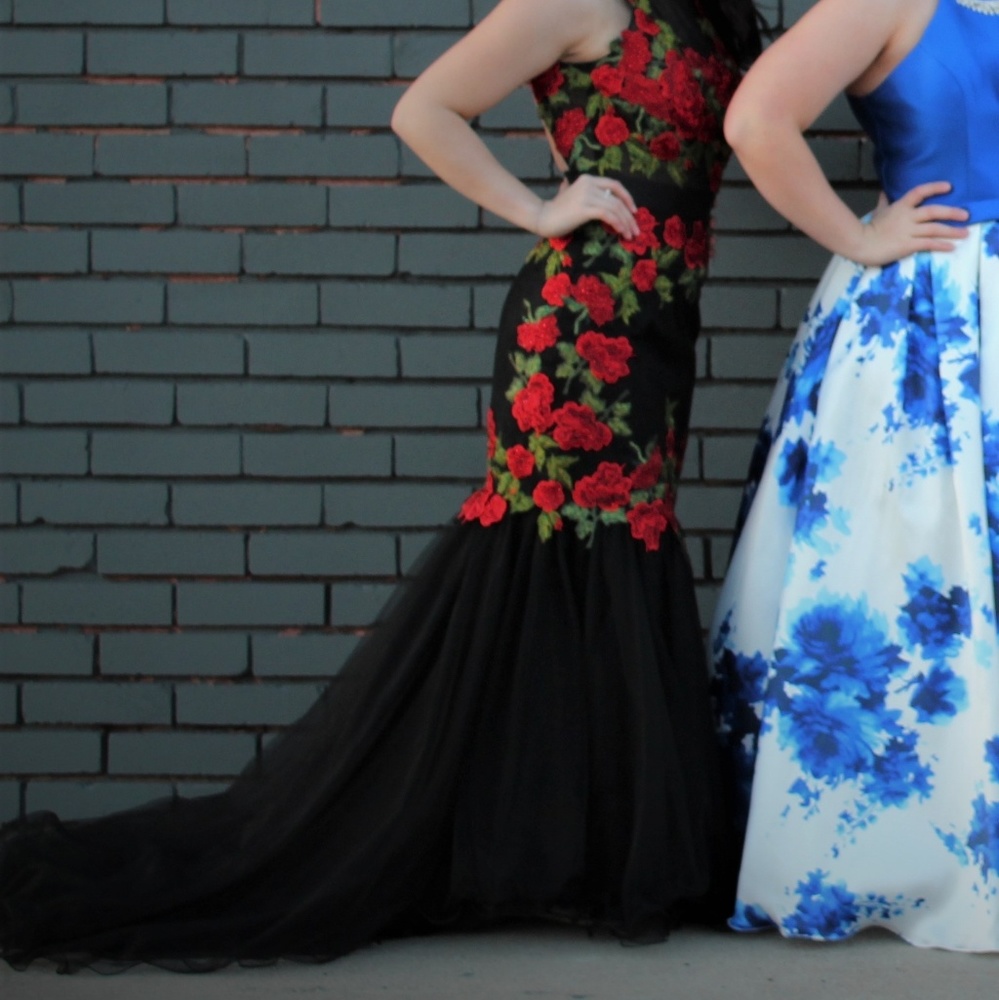 strapless open back dress Cannes Red Roses Black Dress – Pink House Boutique
